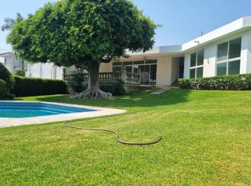 Jardín · Casa en Venta un Nivel en Vista Hermosa Cuernavaca, Mor.