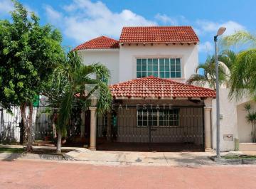 Casa de 4 habitaciones, Benito Juárez · Casa en Venta, Sm 19, Cancún Centro, Quintana Roo.