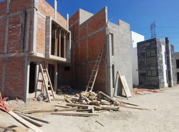 Casa · 117m² · 2 Recámaras · 2 Estacionamientos · Venta de Casa en San Andres Cholula, Radial a San Antonio Cacalotepec