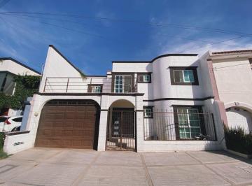 Casa de 4 habitaciones, Durango · Casa en Venta en Oportunidad Frac Residencial Español