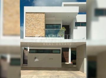 Casa de 5 habitaciones, Benito Juárez · Casa en Venta, Cumbres Residencial, Cancún.