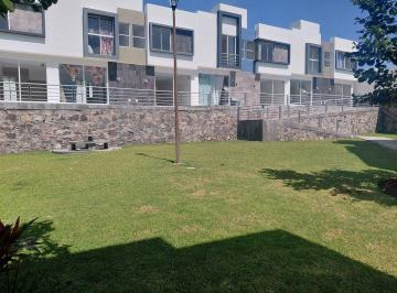 Casa en condominio en Venta de 2 habitaciones Xochitepec · Estrena Casa con Alberca en Xochitpec Al Sur de Morelos!