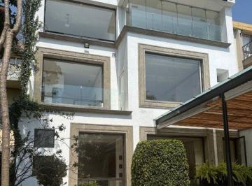 Casa · 594m² · 4 Recámaras · 2 Estacionamientos · Renta/venta de Casa en Lomas de Vista Hermosa, Cuajimalpa!