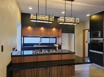 Casa de 5 habitaciones, Atlixco · Residencia Nueva en Venta en Esquina en Fincas Las Memorias Atlixco Puebla