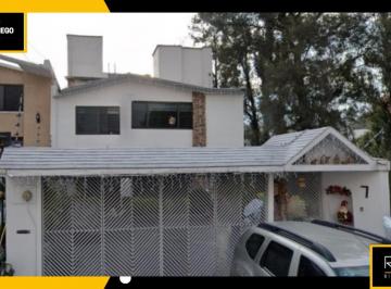 Casa de 4 habitaciones, Naucalpan de Juárez · Remato Casa en Ciudad Satelite, Naucalpan