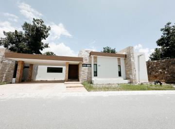 Casa de 3 habitaciones, Saltillo · Casa de Una Sola Planta en Exclusivo Residencial Peña Alta Al Norte de Saltillo