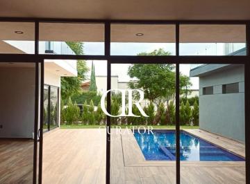 Casa · 580m² · 4 Recámaras · 4 Estacionamientos · Casa en Venta en El Campanario Queretaro