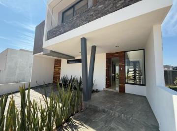 Casa de 3 habitaciones, Morelia · Casa en Venta en Fracc Álamos, Tres Marías, Morelia