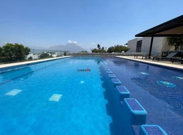 1b5686210546e2dce4cec6352332a59a81e032518cd12bc89a27910bd6e8ea5d · Casa en Venta con Acabados de Lujo y Certificación Leed en Todas Sus Amenidades!