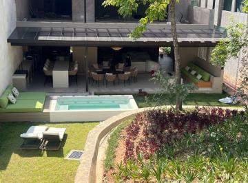 Casa en condominio de 5 habitaciones, Valle de Bravo · Casa en Venta en Valle de Bravo