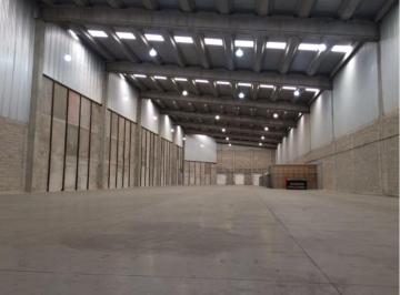 Nave industrial · 1250m² · 3 Estacionamientos · Nave Industrial de 1,250 m² Ubicada en Ocoyoacac