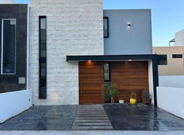 Casa de 2 habitaciones, Querétaro · Casa Portugal en Venta San Isidro Juriquilla