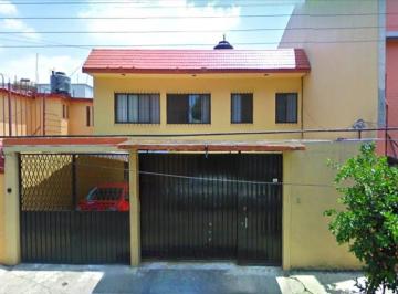Casa de 4 habitaciones, Iztapalapa · Casa en Lomas Estrella
