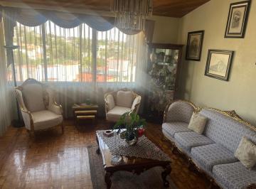 Casa de 4 habitaciones, Miguel Hidalgo · Casa en Venta Como Terreno en Bosques de Las Lomas