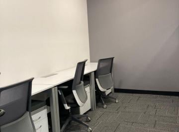 Oficina · 10m² · Oficina en Renta en Valle Oriente
