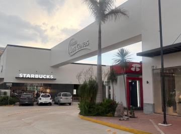 Local comercial · 95m² · 268 Estacionamientos · Locales en Renta Plaza Las Cavas, Aguascalientes.