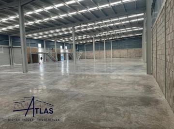 Bodega comercial 800m² Renta Cumbres de Conín Tercera Sección · 770 m² Bodega en Renta