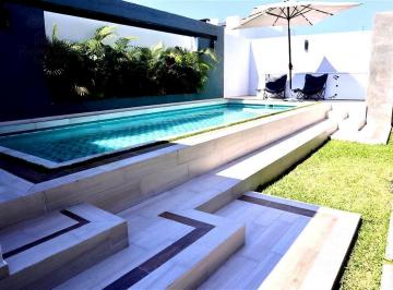 Casa · 5 Recámaras · 2 Estacionamientos · Casa en Nuevo Vallarta