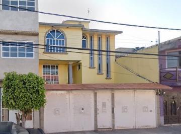Casa de 3 habitaciones, Nezahualcóyotl · Casa en Mateo Impulsora en Recuperación Bancaria