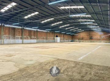 Local comercial · 1800m² · 10 Estacionamientos · Bodega Amplia en Renta en Hidalgo León