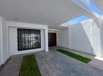 Casa de 4 habitaciones, Durango · Casa en Venta 4 Recamaras Frac Arantzazu II
