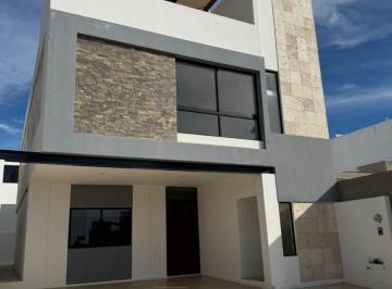 Casa Venta 187m² de 4 habitaciones · Casa en Venta a m de Playa Altabrisa Mazatlán