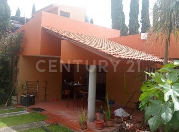 Oficina · 164m² · 3 Recámaras · Casa en Renta en Puebla, Habitación, Oficinas, Consultorio o Academia, Zavaleta.
