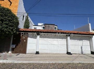 Casa de 3 habitaciones, Querétaro · Casa en Renta 3 Recamaras, Álamos