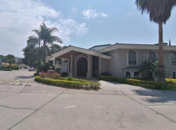 Casa en condominio de 4 habitaciones, Tlajomulco de Zúñiga · Residencia de Lujo Club de Golf Santa Anita Renta $34,000,000