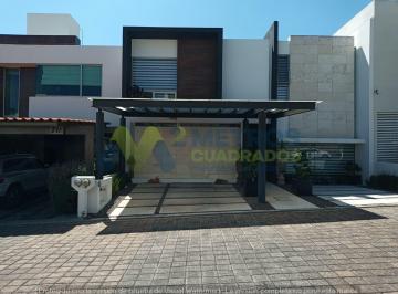 Casa de 3 habitaciones, Morelia · Casa en Venta en Fracc. Cedros Tres Marías
