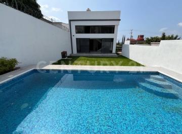 Casa · 196m² · Casa en Venta, en Fraccionamiento. Fraccionamiento Jacarandas Oaxtepec Morelos