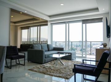 Departamento · 200m² · 3 Recámaras · 2 Estacionamientos · Penthouse Piso 11 en Venta en Real View Towers