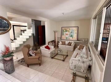 Casa de 3 habitaciones, León · Venta Casa en El Moral