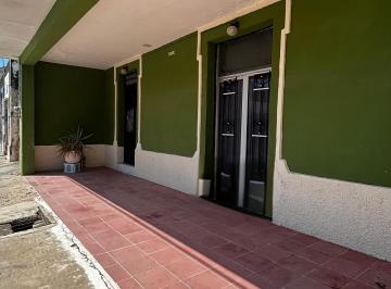 fachada · Casa en Venta 1 Piso en Centro de Mérida. 4 Recámaras,1 Baño, Alberca.