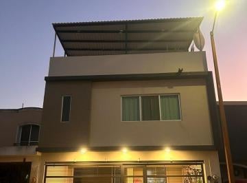 Casa de 3 habitaciones, Apodaca · Casa en Venta en Cerradas de Santa Rosa