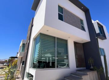 Casa en condominio de 3 habitaciones, Aguascalientes · Casa en Venta (En Esquina) Las Plazas.
