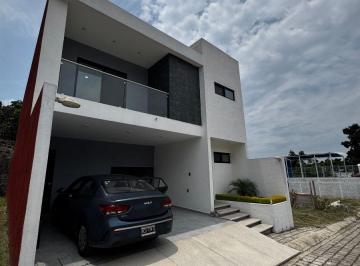 Casa de 3 habitaciones, Cuernavaca · Moderna Casa en Privada Ubicada en Maravillas, Cuernavaca.