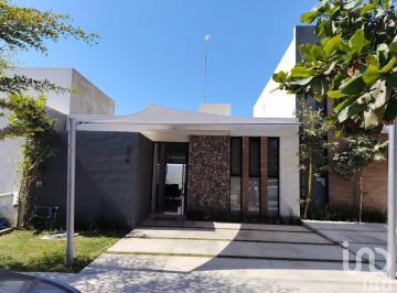 Casa · 102m² · 2 Recámaras · 2 Estacionamientos · Casa en Venta Una Sola Planta en Coto Dos Recamaras, La Capacha, Colima