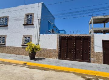 Casa · 248m² · 8 Recámaras · 2 Estacionamientos · Casa en Fraccionamiento Olinala Princesa