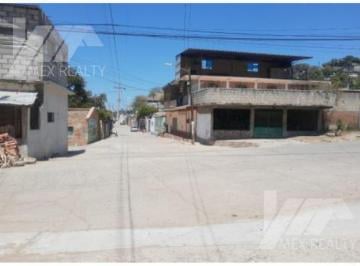 Casa · 363m² · Casa en Venta en Barrio Guichivere de La Ciudad de Santo Domingo, Oaxaca, Cesión de Derechos Adjudic