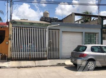 Casa · 132m² · 3 Recámaras · Casa en Venta 3 Recamaras en Sm 96, Cancún, Q. Roo, Cesión de Derechos Sin Posesión, Solo Contado, C