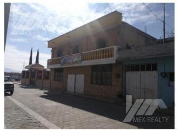 Casa · 933m² · 2 Recámaras · 1 Estacionamiento · Casa en Venta Colonia Centro, Tehuacan, Puebla, Cesión de Derechos Adjudicatarios con Posesión, Solo