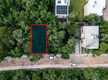 Terreno / Lote · Terreno en Venta en Puerto Morelos