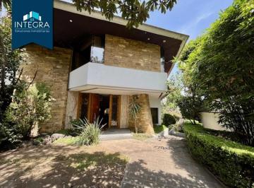 Casa de 3 habitaciones, Cuajimalpa de Morelos · Casa en Venta, Bosque de Pinos, Bosques de Las Lomas.