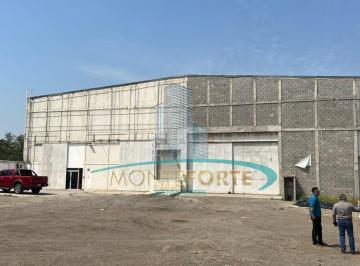 Terreno / Lote · 1000m² · Bodega en Renta