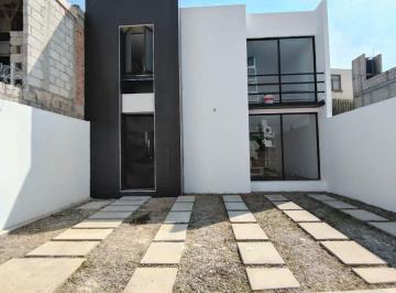 Casa de 3 habitaciones, Pachuca · Herradura. 3rec. Amplia. Term Finos. 2 Nvls. Nueva. Privada