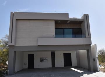 Casa · 374m² · 4 Recámaras · 3 Estacionamientos · Casa en Venta en Aysso 1er Sector, Carretera Nacional, Santiago, N. L.
