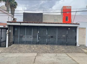 Casa de 4 habitaciones, Guadalajara · Casa en Venta en El Fraccionamiento Vallarta Sur