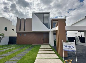 Casa 971m² Venta Cancún · Venta de Casa en Lagos del Sol