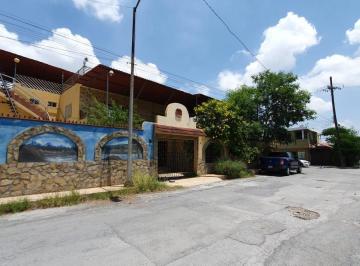 Fachada · Casa en Venta en Colonia Moises Saenz Apodaca, Nl
